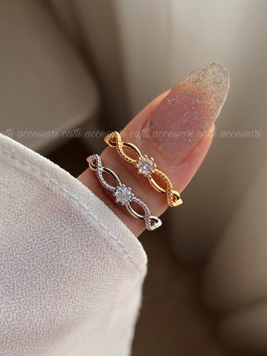 انگشتر تک نگین