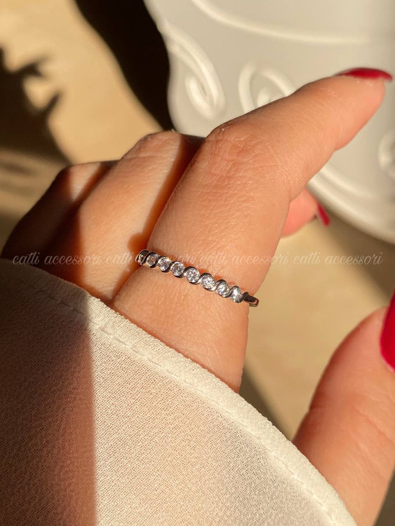 انگشتر نگیندار