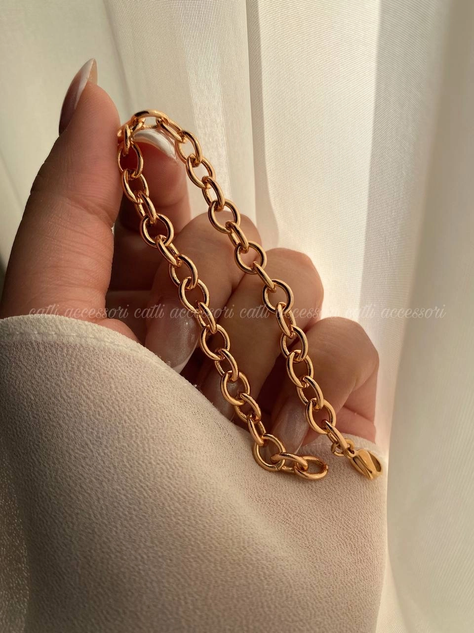 دستبند طلایی استیل