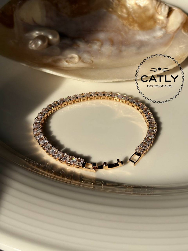 دستبند نگیندار