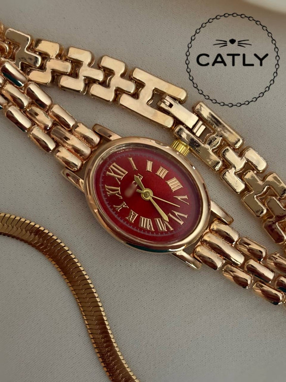 ساعت آلبالویی