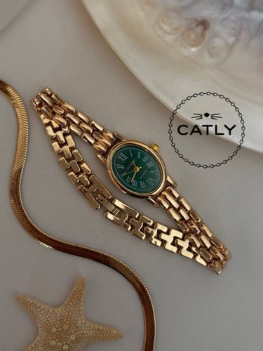 ساعت صفحه سبز