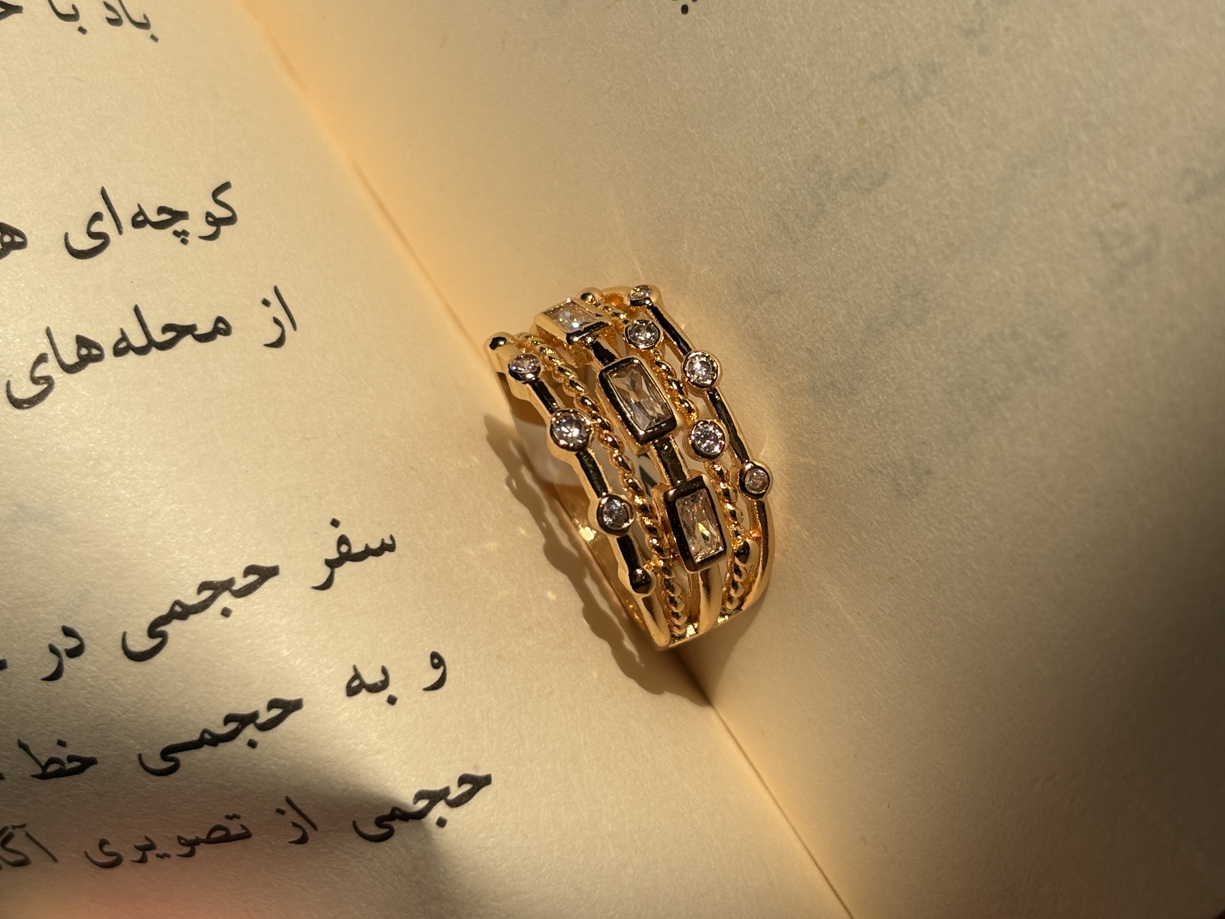 انگشتر پرتوفینو طلایی