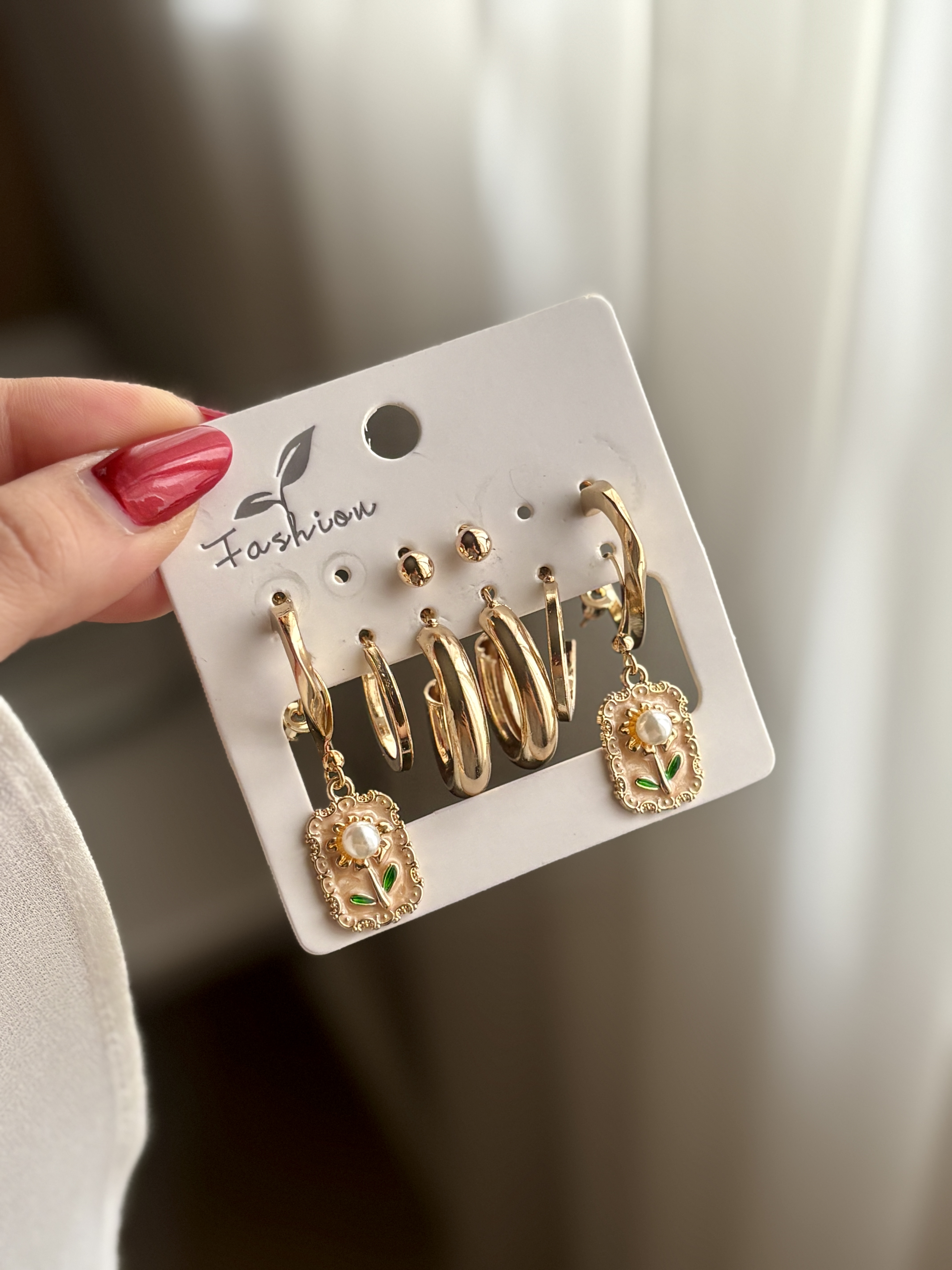 پک گوشواره گلبهی